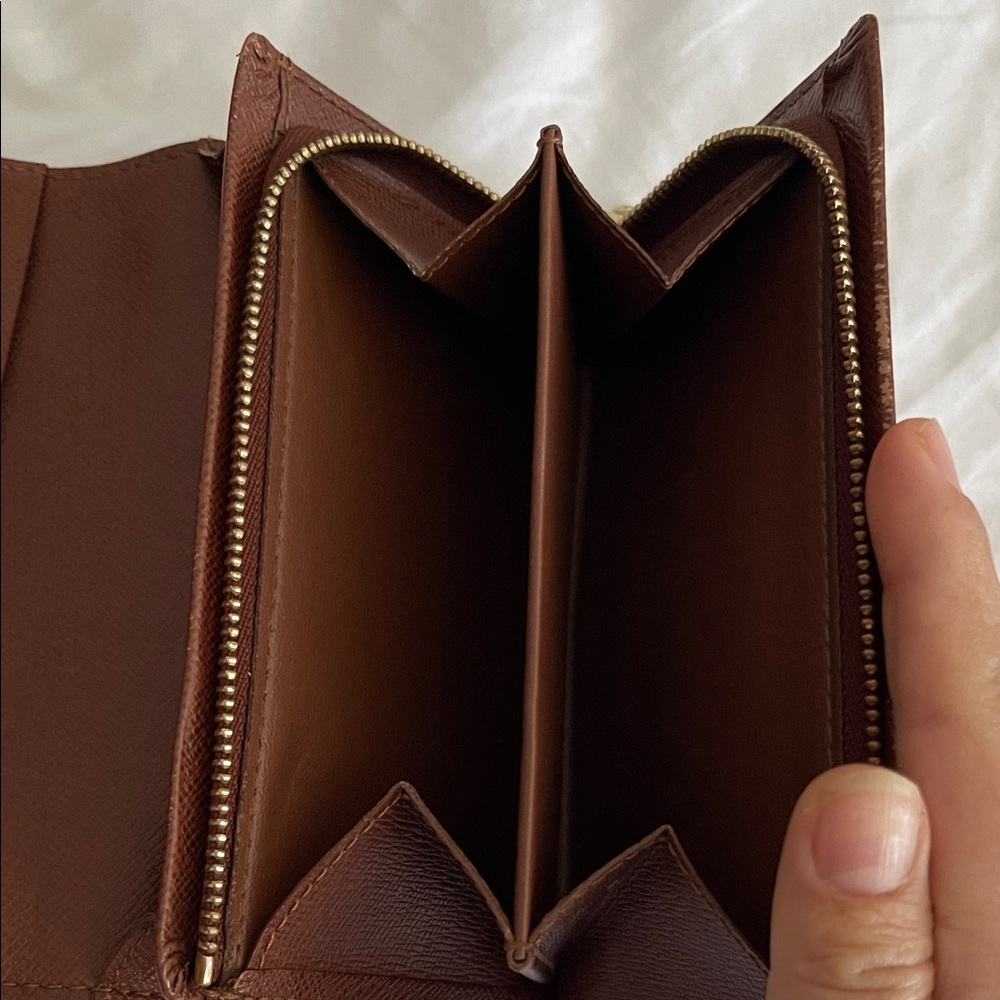Louis Vuitton Brown Monogram Wallet - Picture 4 of 7